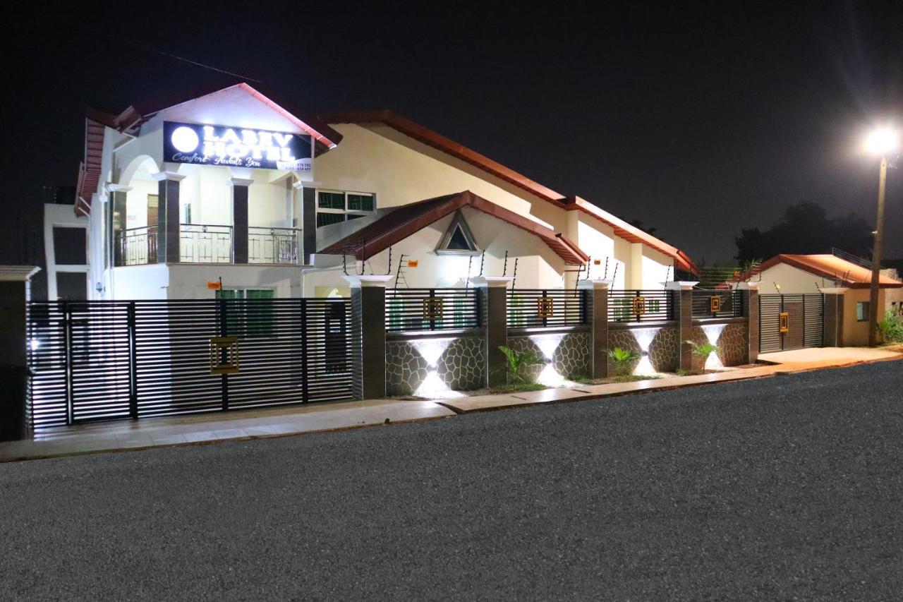 Labev Hotel Kumasi Exterior photo