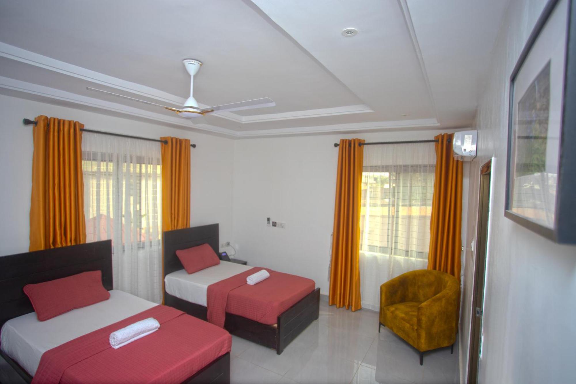 Labev Hotel Kumasi Exterior photo