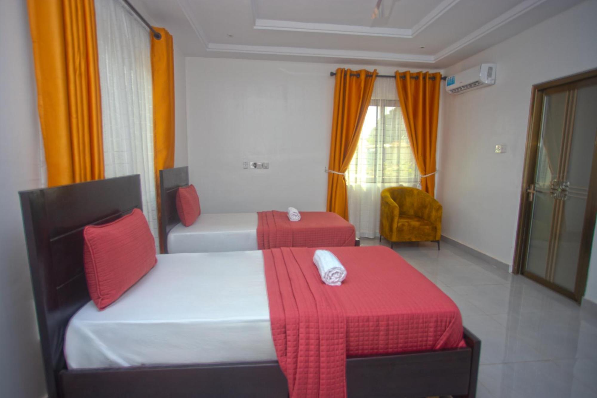 Labev Hotel Kumasi Exterior photo