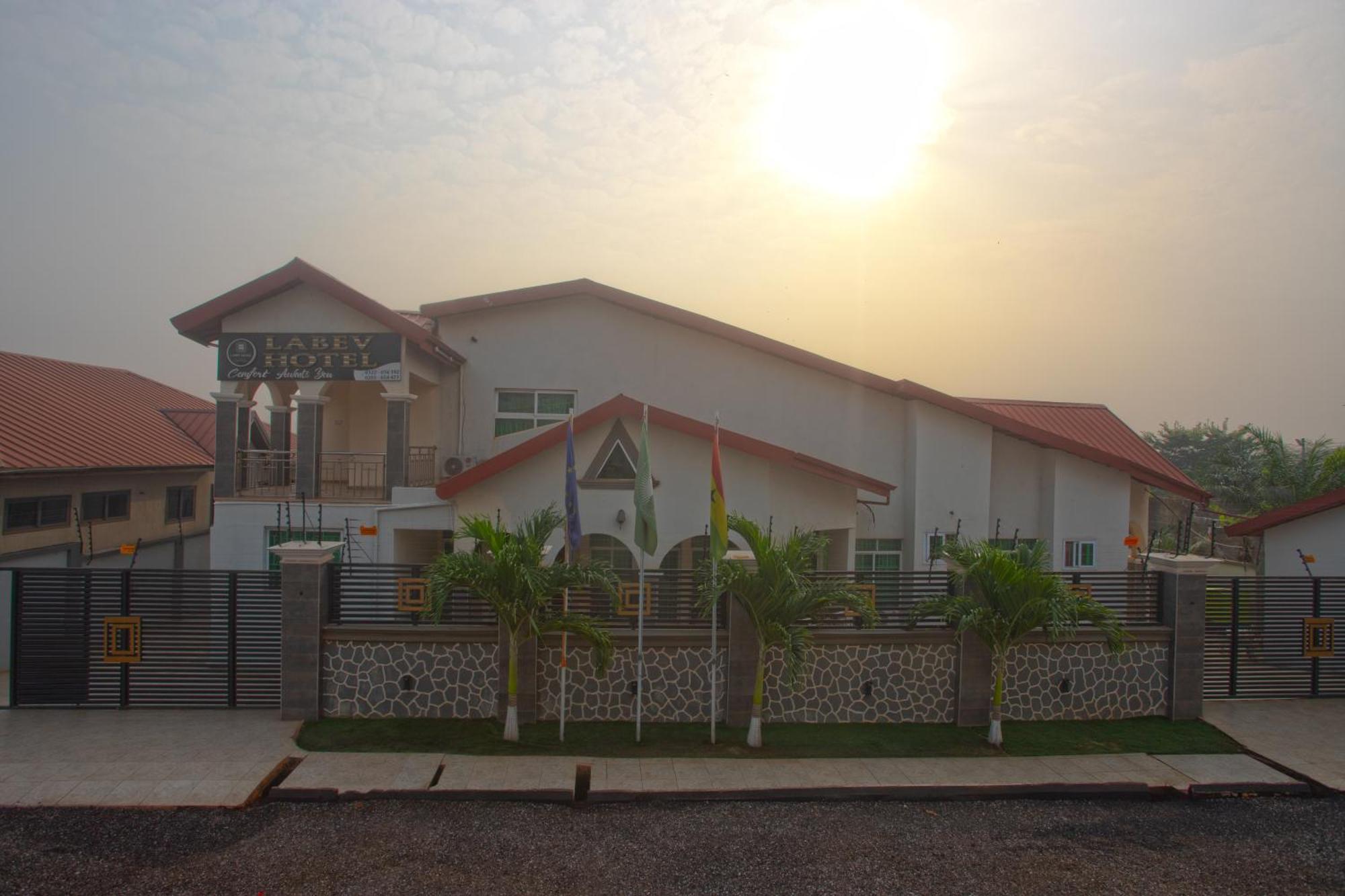 Labev Hotel Kumasi Exterior photo