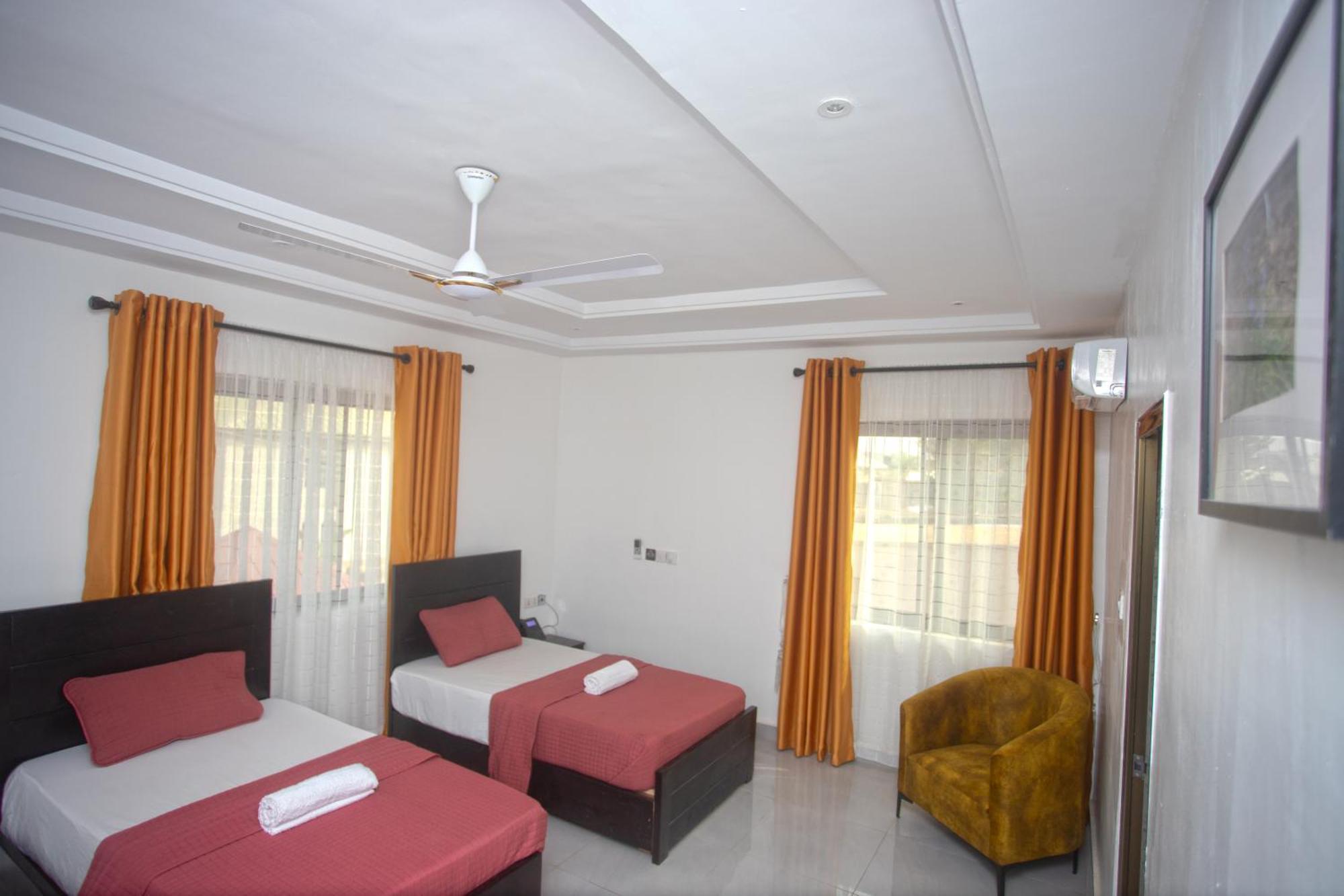 Labev Hotel Kumasi Exterior photo